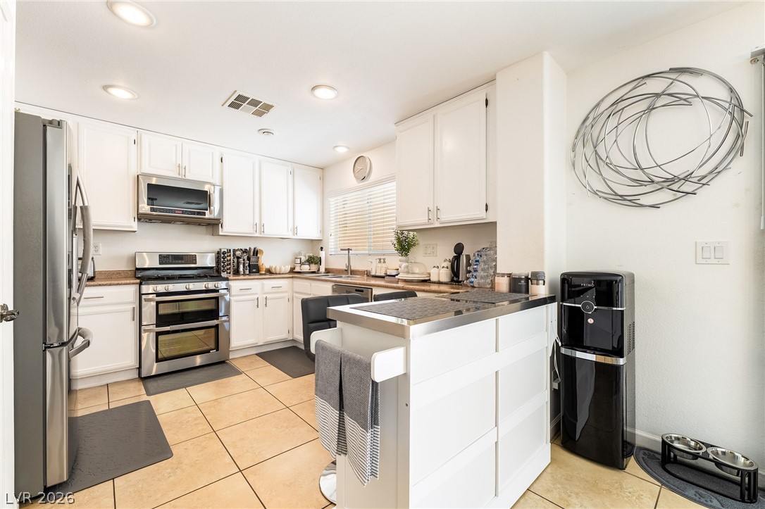 87 Glen Park Avenue Las Vegas NV 89183