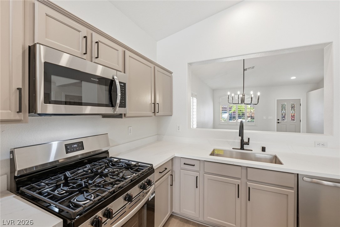 728 Brown Breeches Avenue North Las Vegas NV 89081