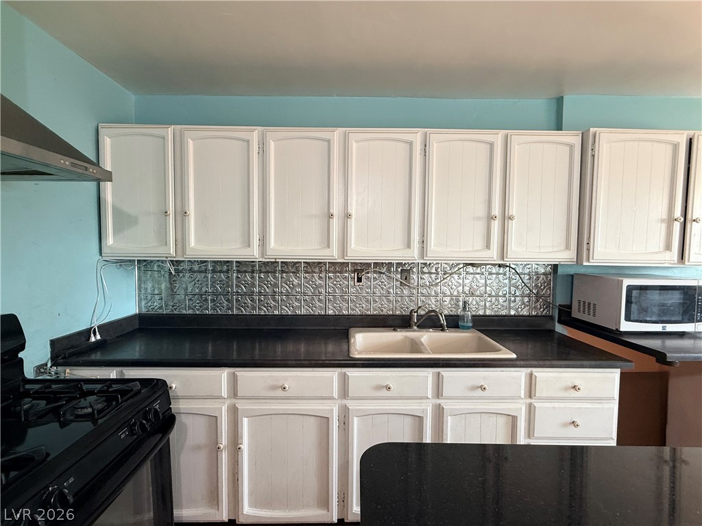 483 Hazel Street Henderson NV 89015