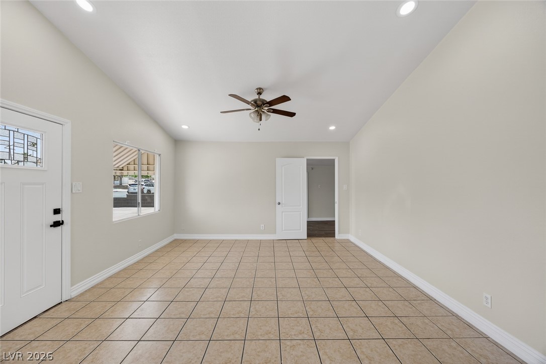 1709 Hassett Avenue Las Vegas NV 89104