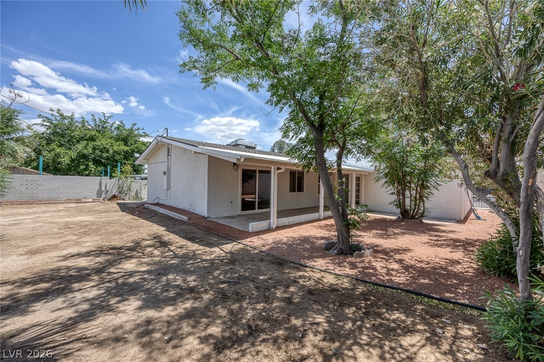 1709 Hassett Avenue Las Vegas NV 89104