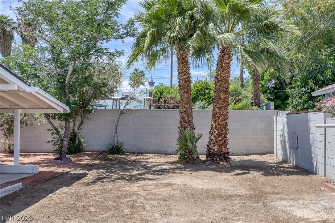 1709 Hassett Avenue Las Vegas NV 89104