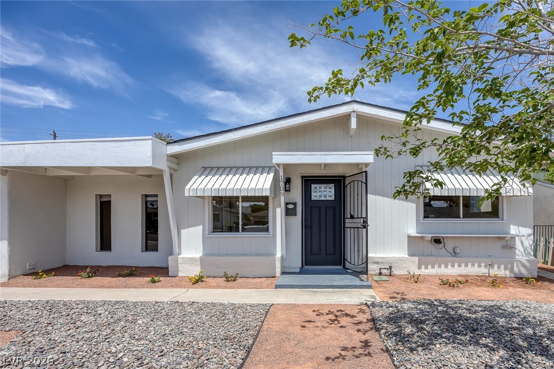 1709 Hassett Avenue Las Vegas NV 89104
