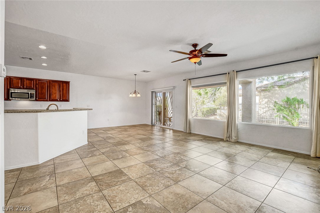 2236 Night Parrot Avenue North Las Vegas NV 89084