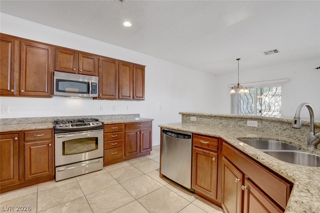 2236 Night Parrot Avenue North Las Vegas NV 89084