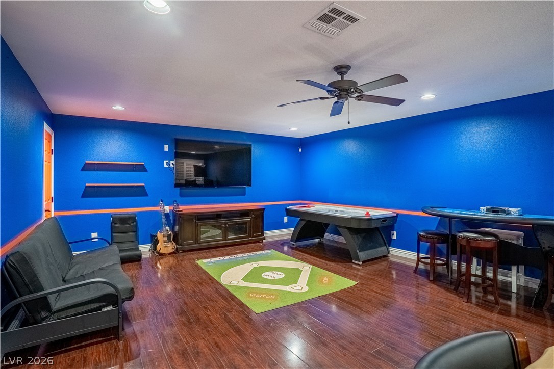 6260 Narrow Isthmus Avenue Las Vegas NV 89139