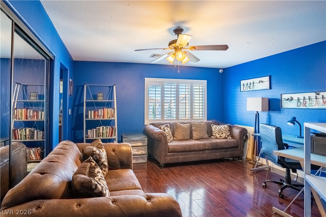 6260 Narrow Isthmus Avenue Las Vegas NV 89139