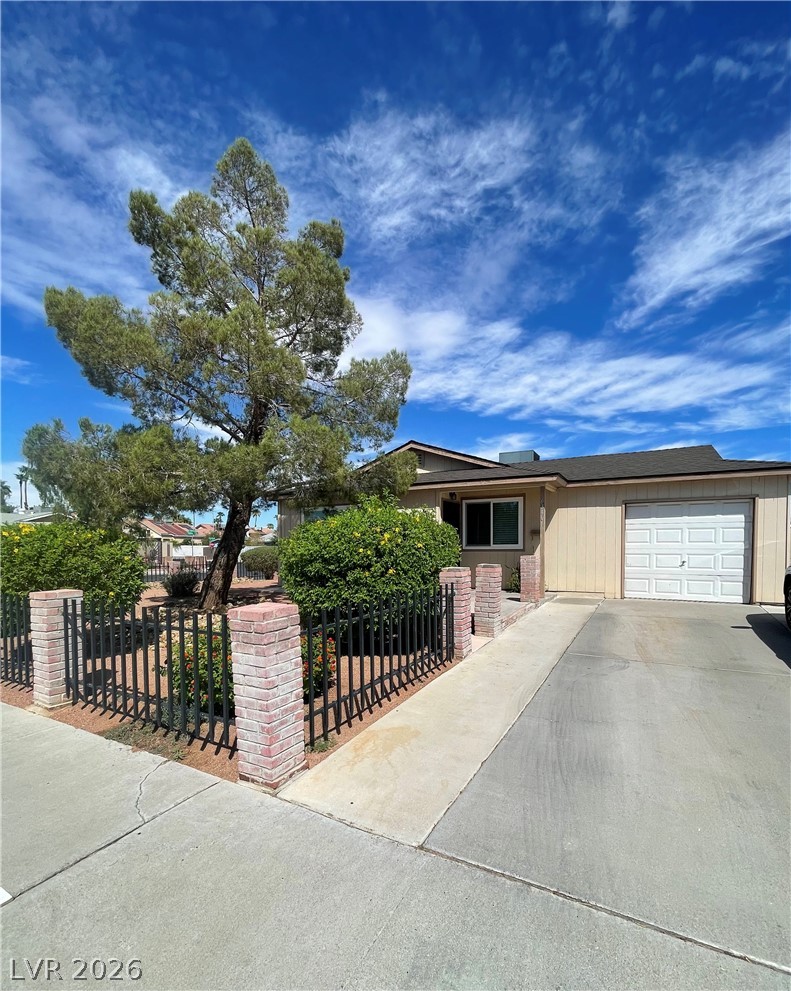 6304 Molino Street Las Vegas NV 89108