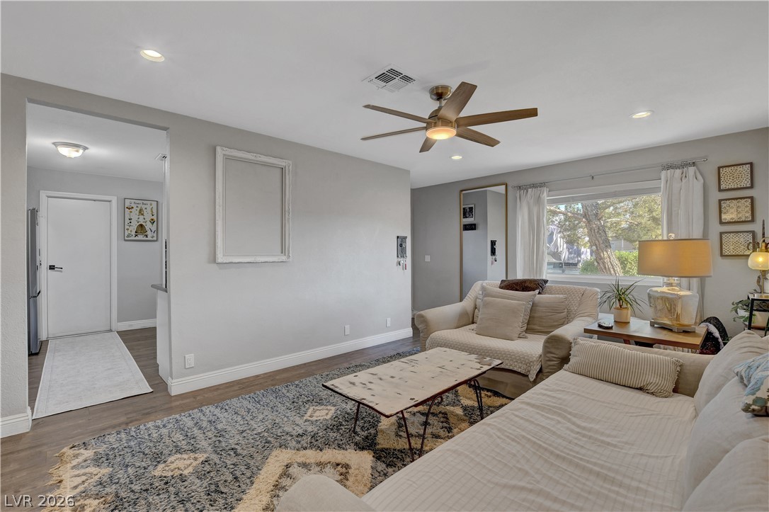 6340 Molino Street Las Vegas NV 89108