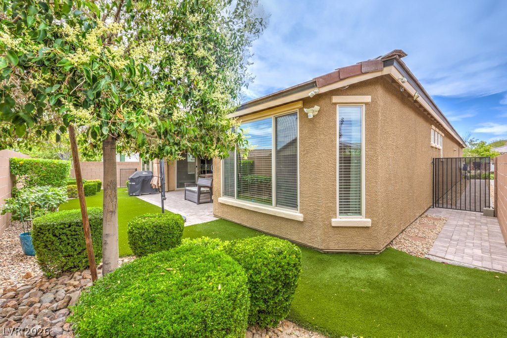 9476 Chandler Springs Avenue Las Vegas NV 89148