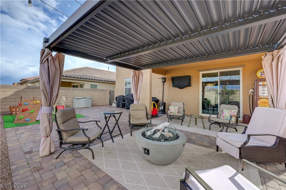 694 Bollons Island Street Henderson NV 89002