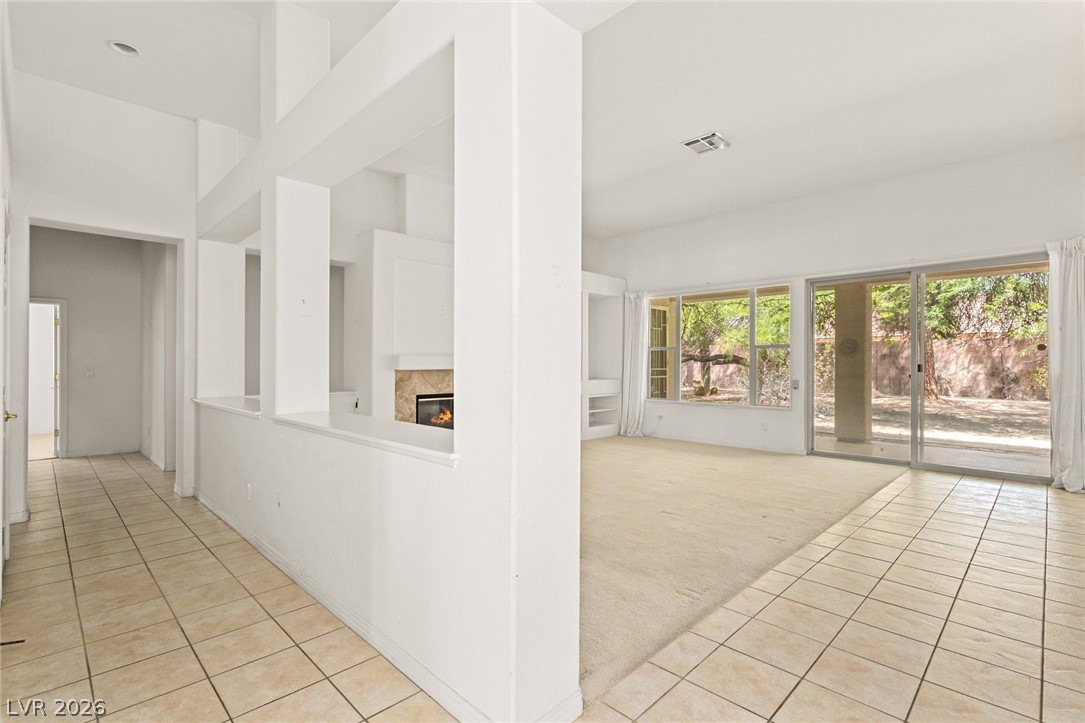8312 Fullmoon Maple Avenue Las Vegas NV 89117