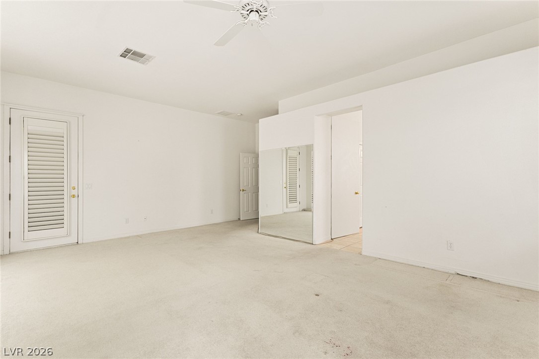 8312 Fullmoon Maple Avenue Las Vegas NV 89117