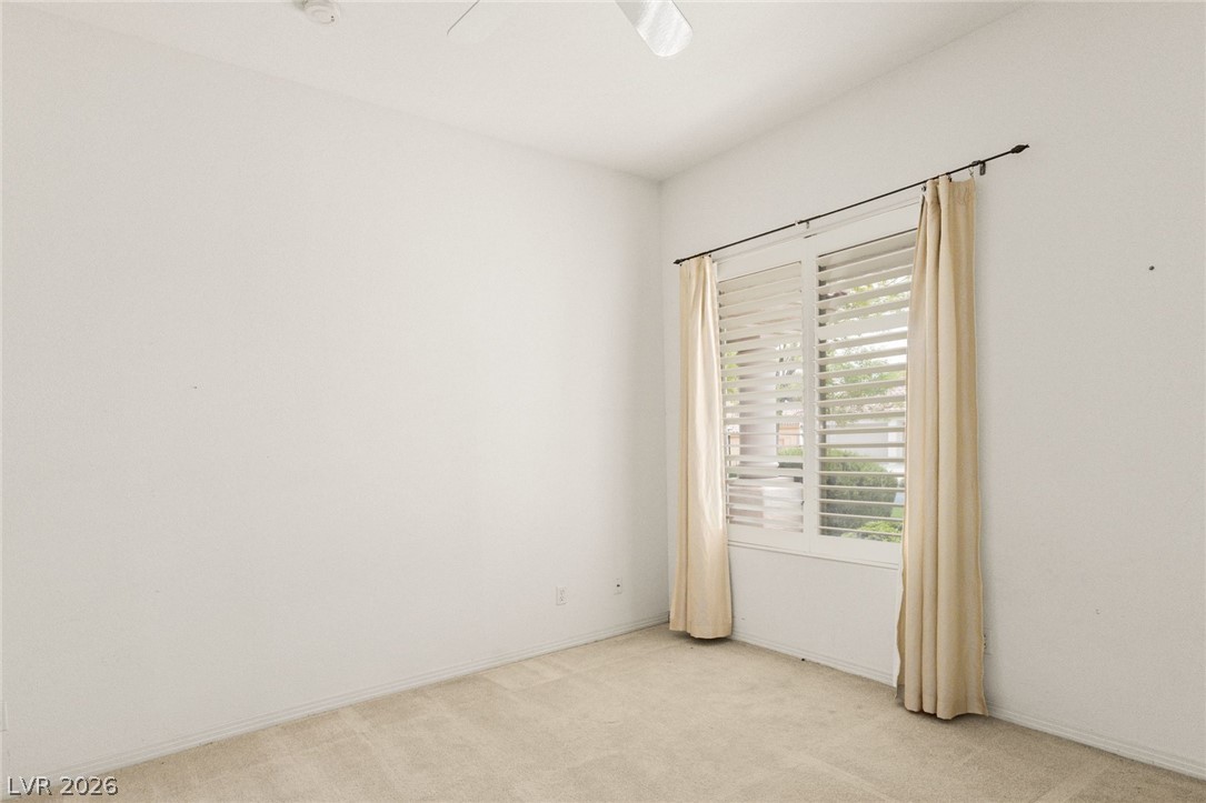 8312 Fullmoon Maple Avenue Las Vegas NV 89117