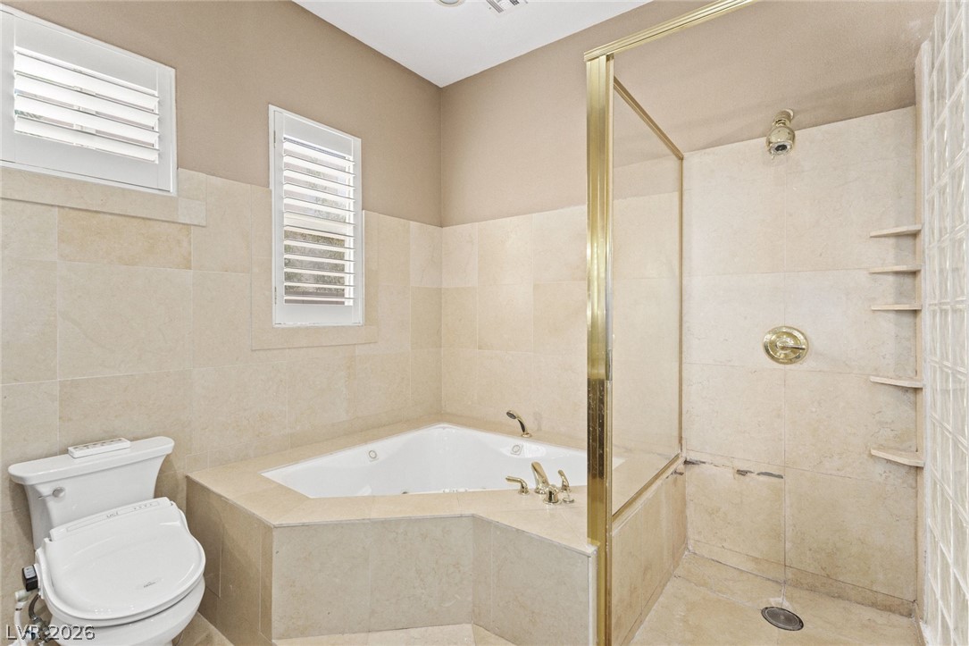 8312 Fullmoon Maple Avenue Las Vegas NV 89117