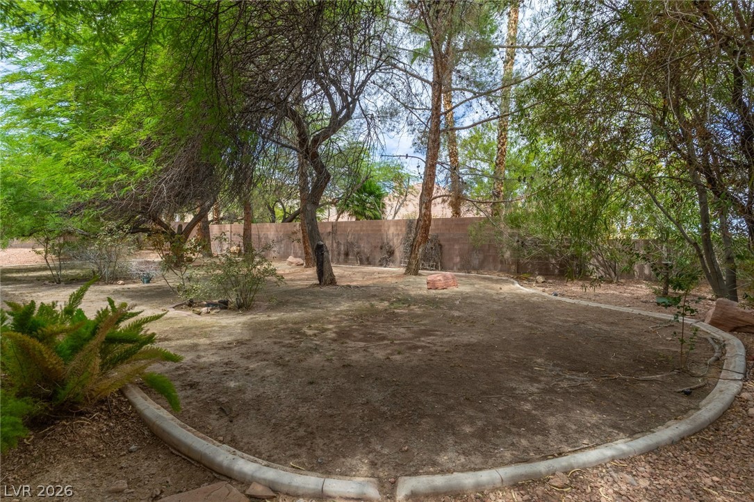 8312 Fullmoon Maple Avenue Las Vegas NV 89117