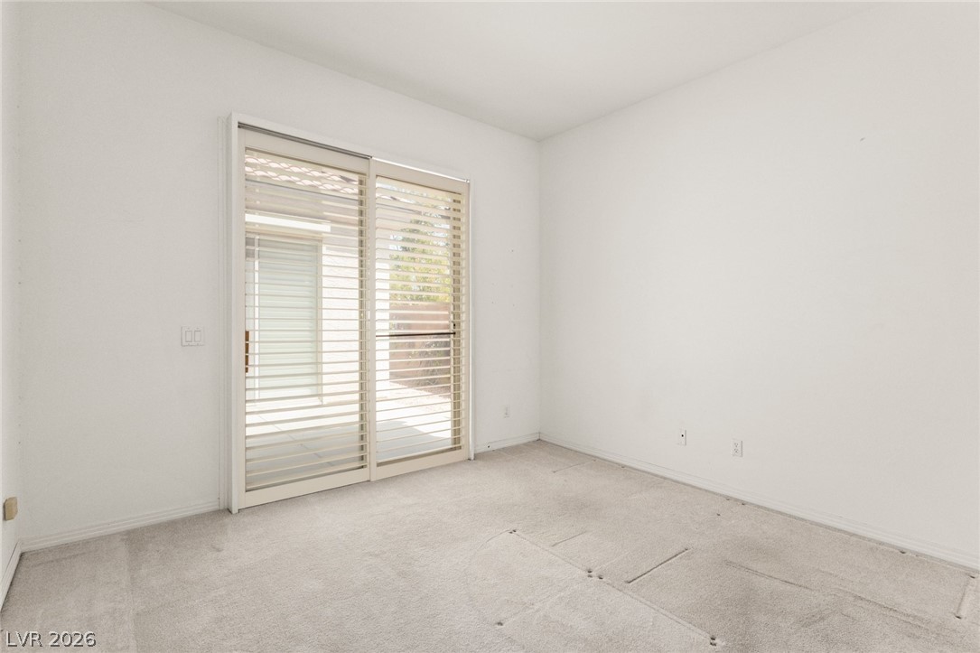 8312 Fullmoon Maple Avenue Las Vegas NV 89117