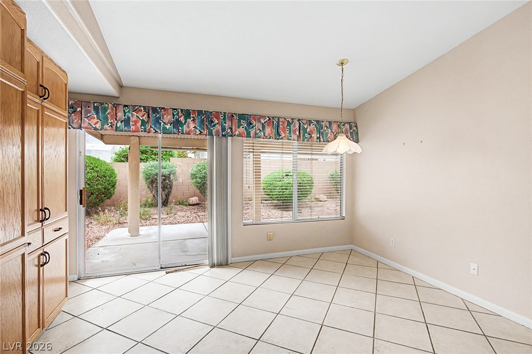 8713 Blazing Saddle Avenue Las Vegas NV 89129