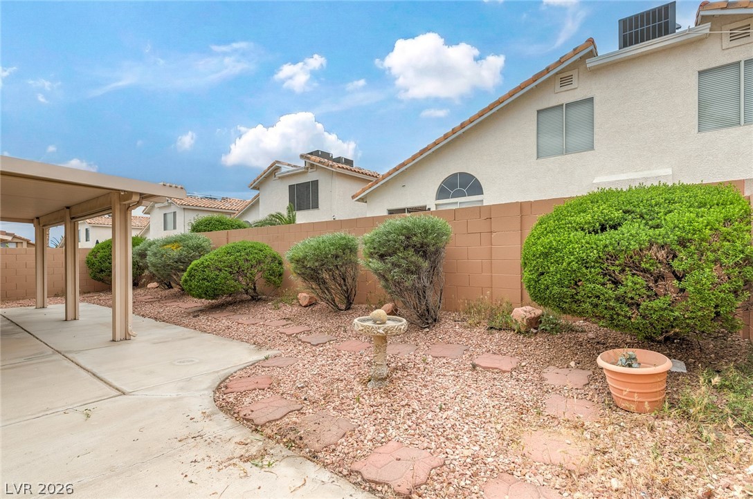 8713 Blazing Saddle Avenue Las Vegas NV 89129