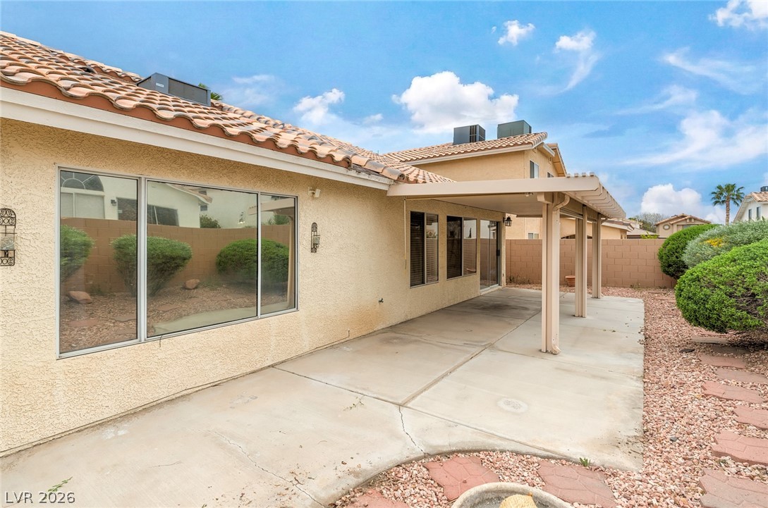 8713 Blazing Saddle Avenue Las Vegas NV 89129