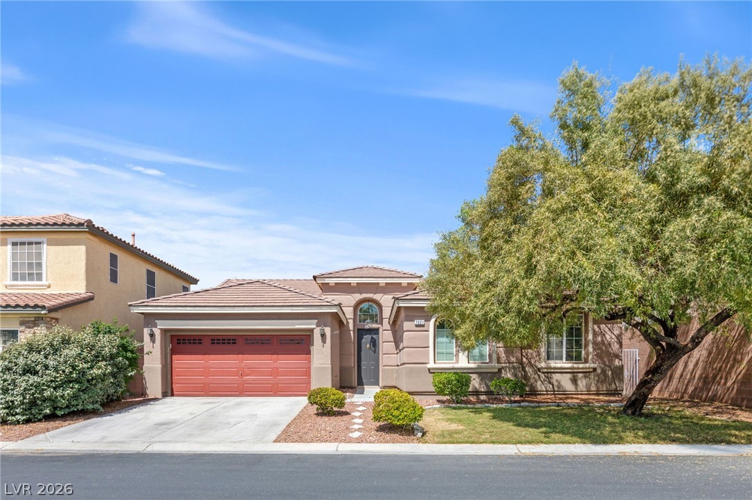 7621 Chase Hallow Street Las Vegas NV 89149
