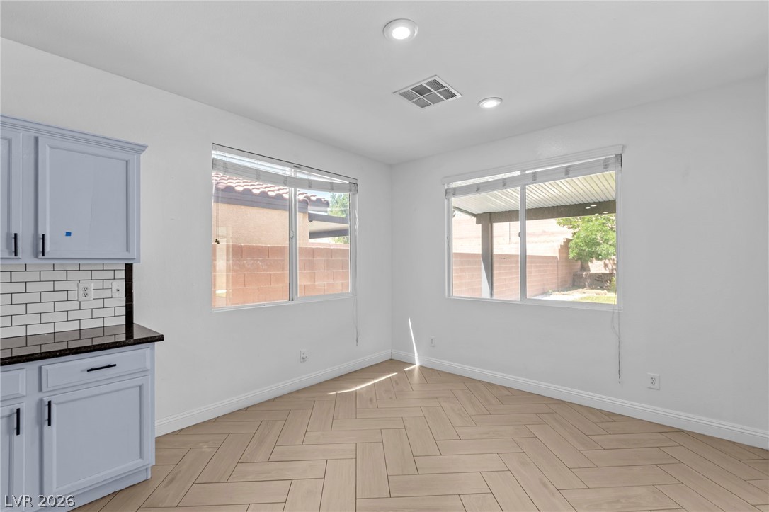 7621 Chase Hallow Street Las Vegas NV 89149