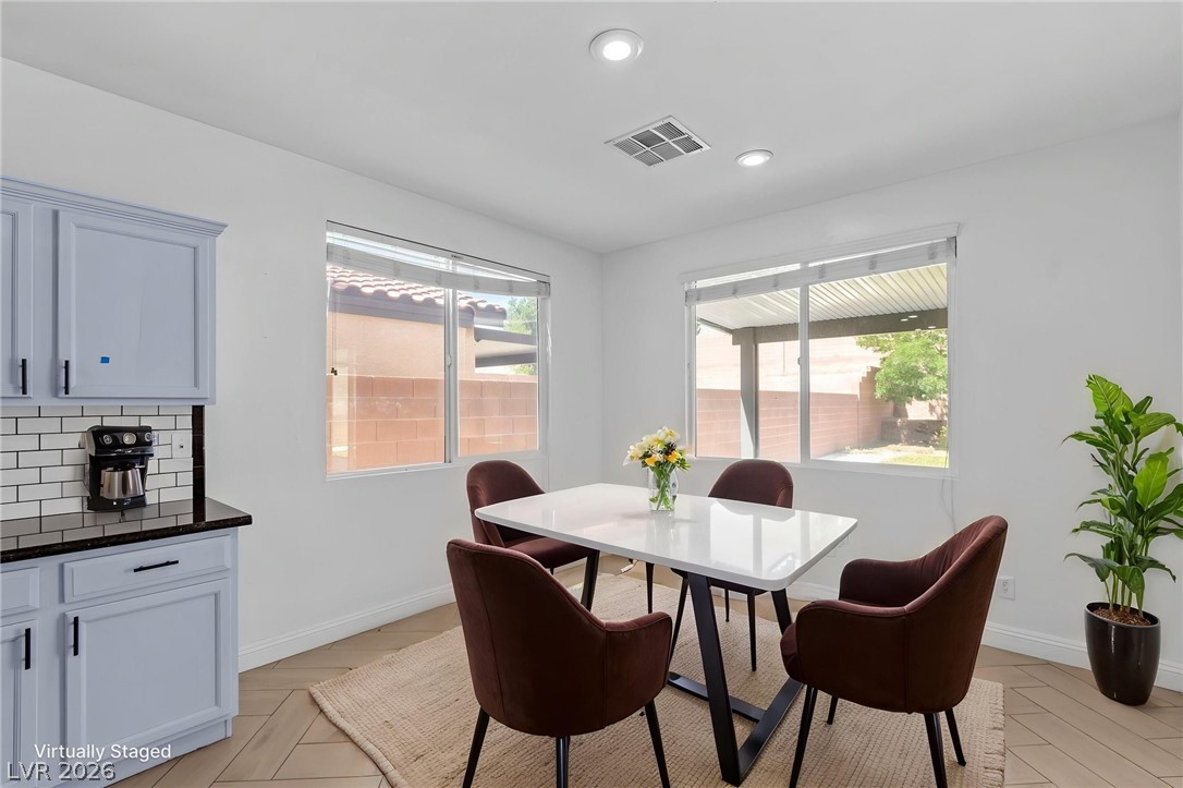7621 Chase Hallow Street Las Vegas NV 89149