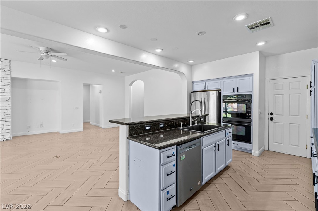7621 Chase Hallow Street Las Vegas NV 89149