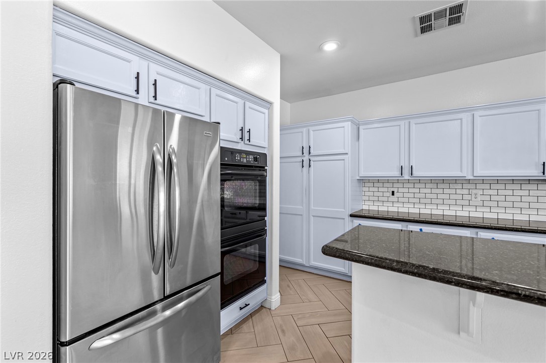 7621 Chase Hallow Street Las Vegas NV 89149