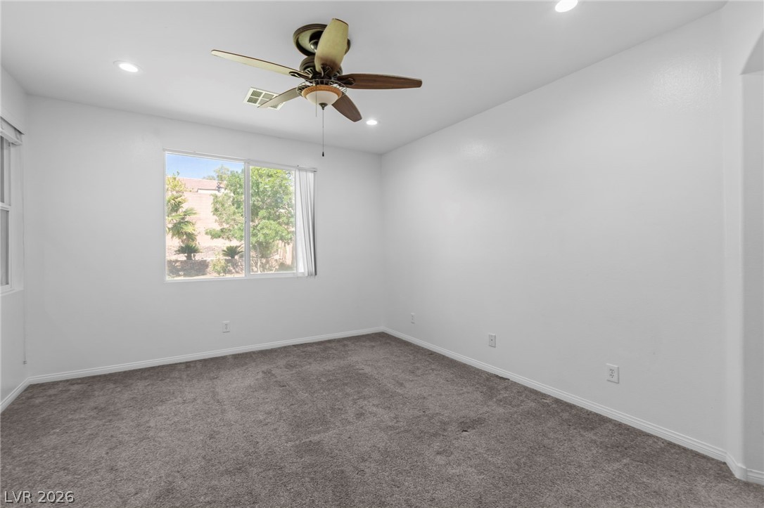 7621 Chase Hallow Street Las Vegas NV 89149