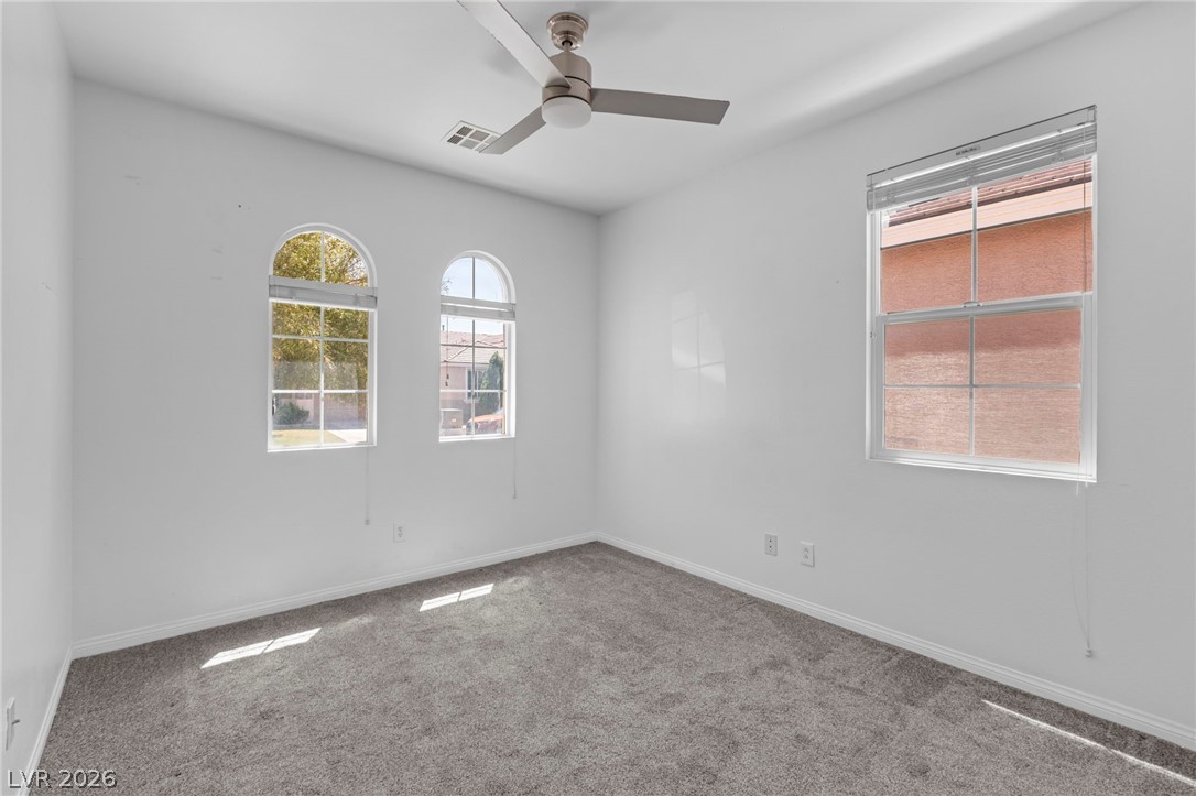 7621 Chase Hallow Street Las Vegas NV 89149