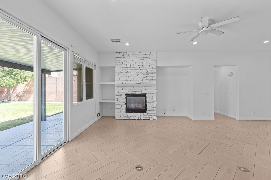 7621 Chase Hallow Street Las Vegas NV 89149
