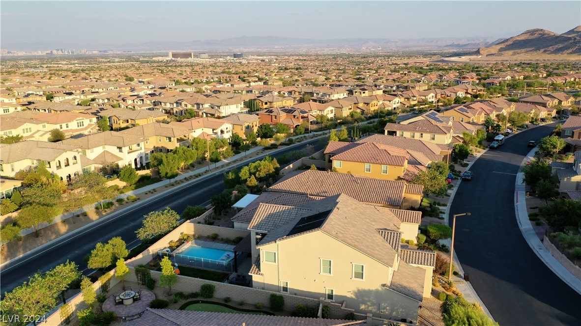 426 Port Reggio Street Las Vegas NV 89138