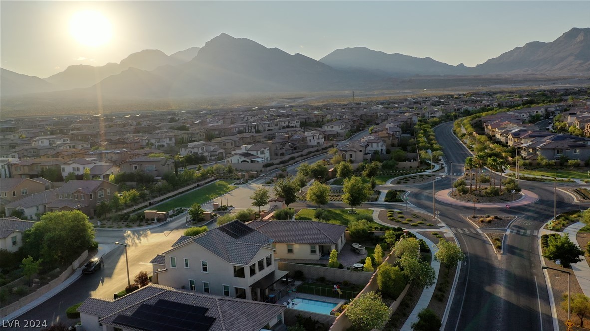 426 Port Reggio Street Las Vegas NV 89138