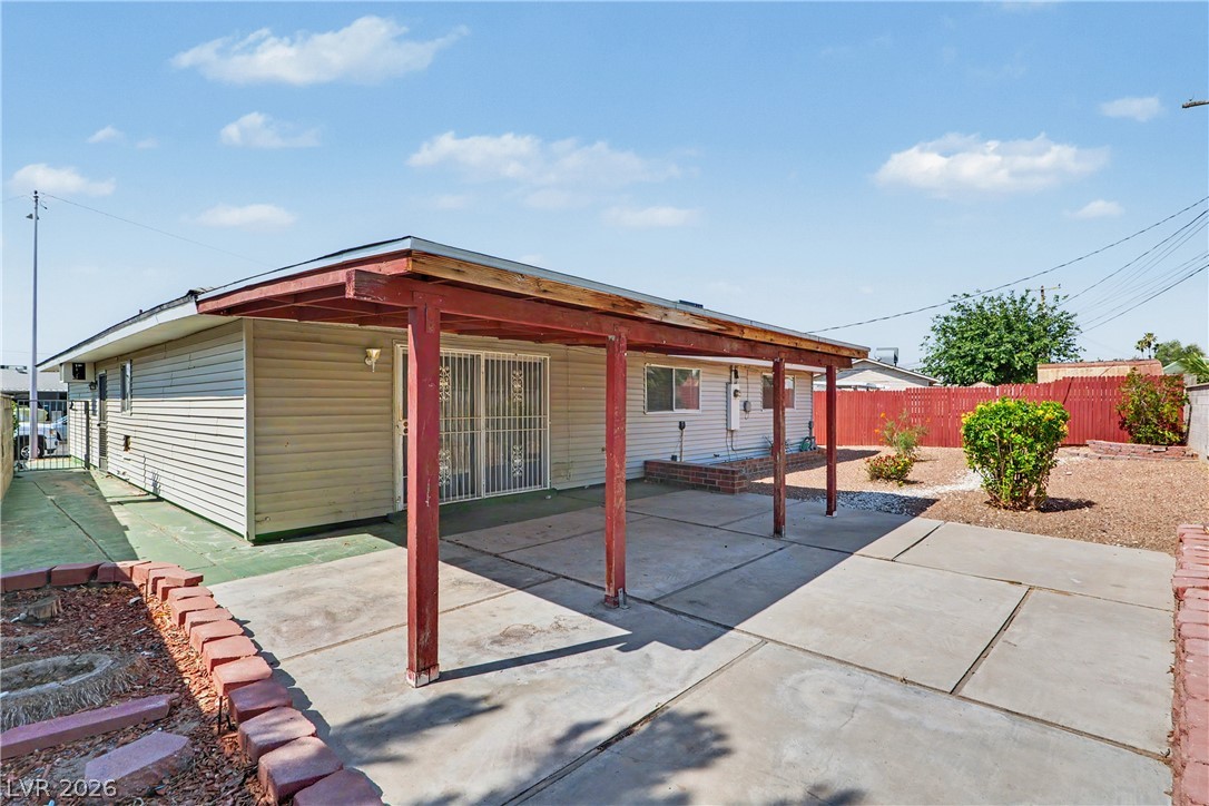 6144 Cromwell Avenue Las Vegas NV 89107