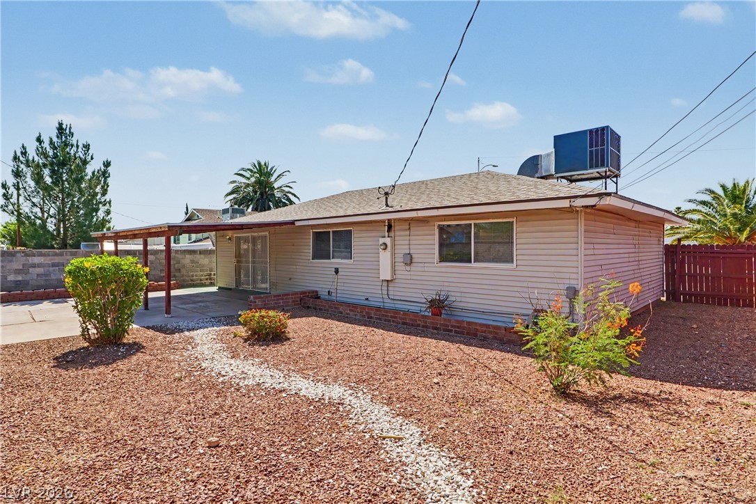 6144 Cromwell Avenue Las Vegas NV 89107
