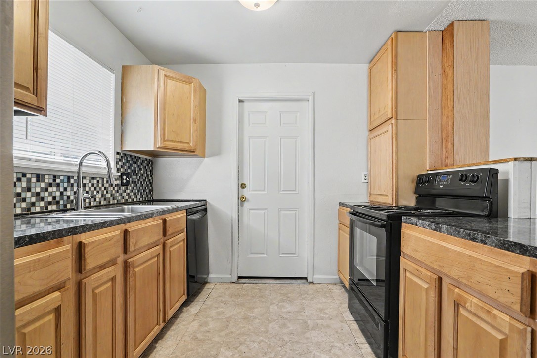 6144 Cromwell Avenue Las Vegas NV 89107