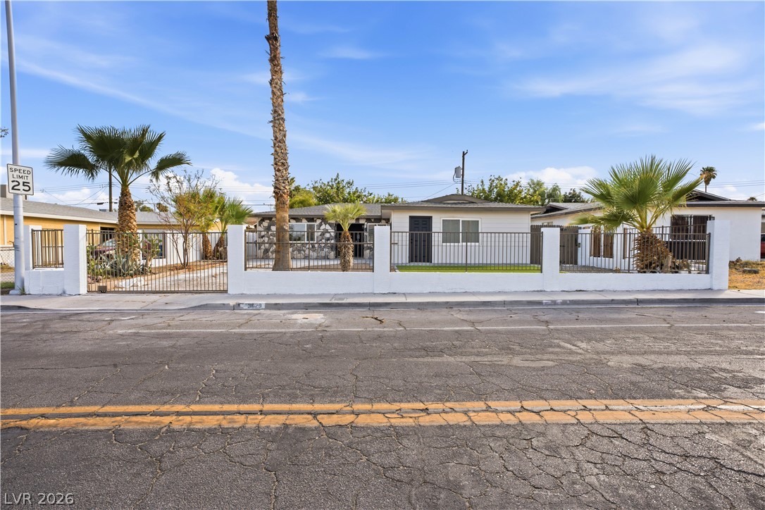 3629 Florrie Avenue Las Vegas NV 89121