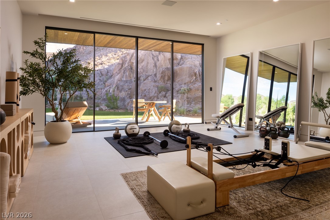 11 Chisel Crest Court Henderson NV 89012