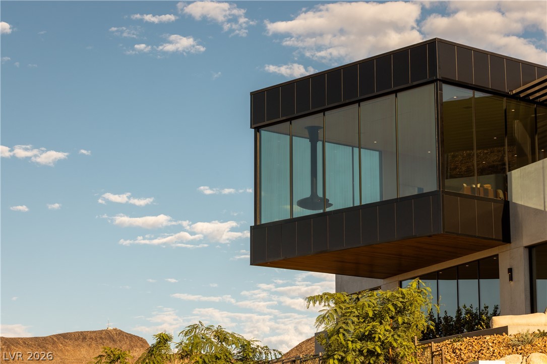 11 Chisel Crest Court Henderson NV 89012