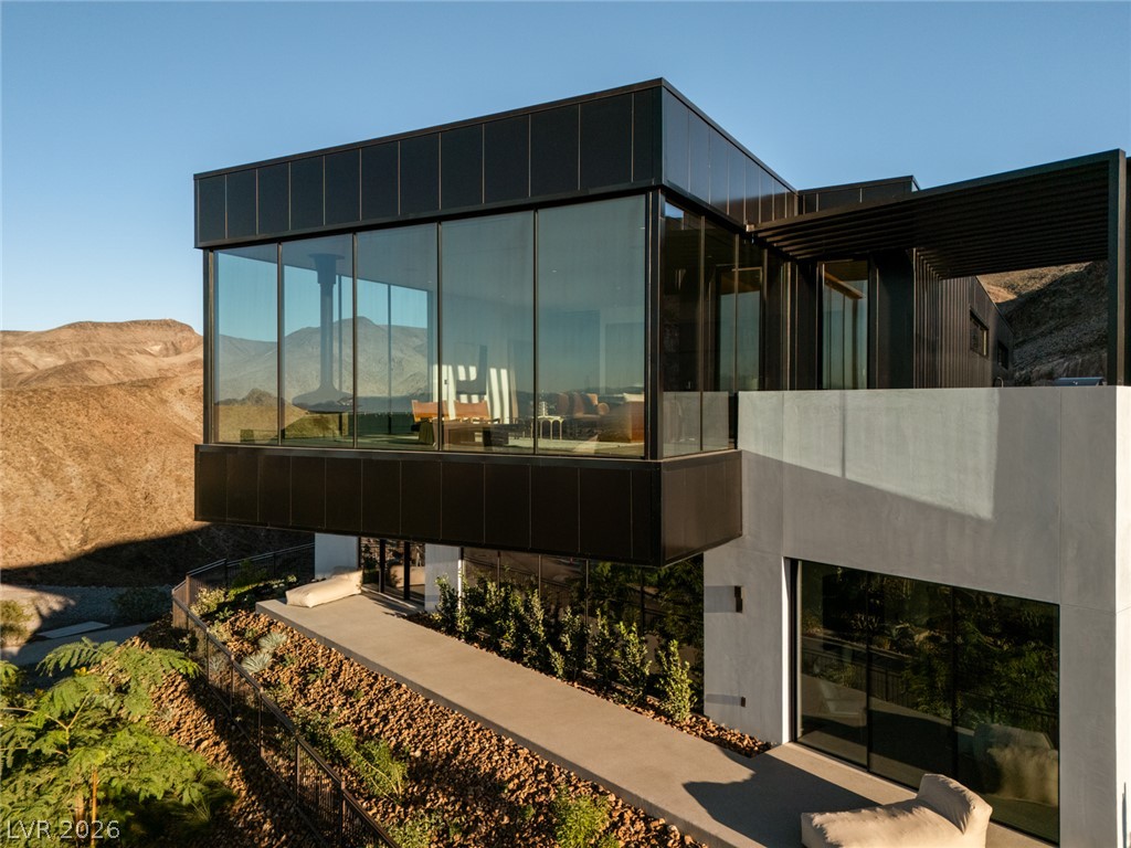 11 Chisel Crest Court Henderson NV 89012