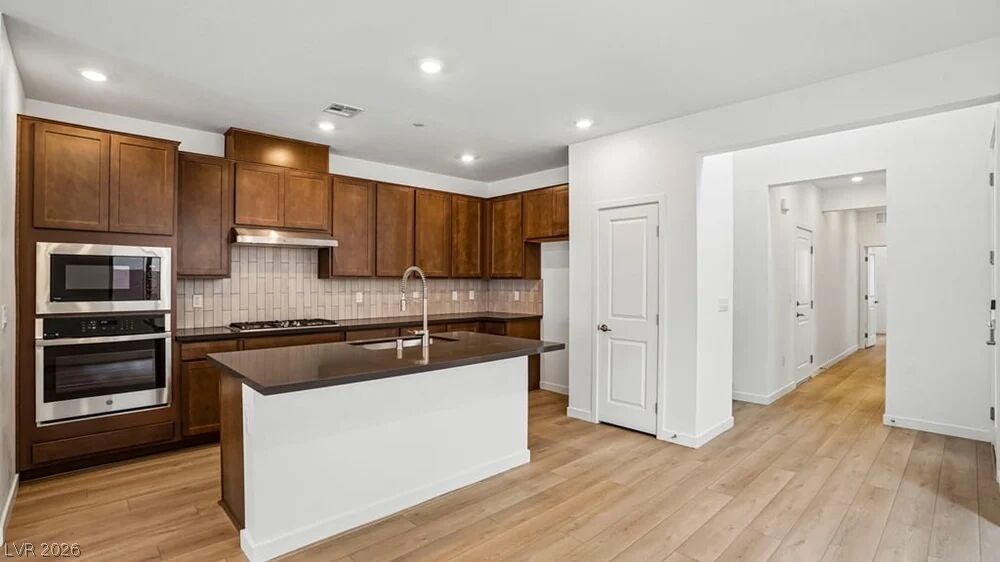 42 Via Montoro Henderson NV 89011