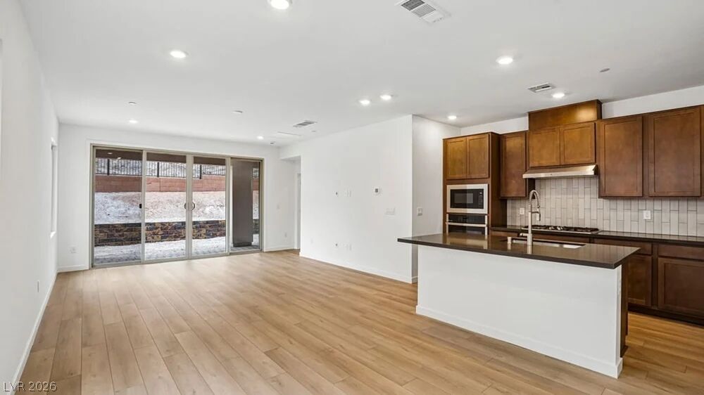 42 Via Montoro Henderson NV 89011