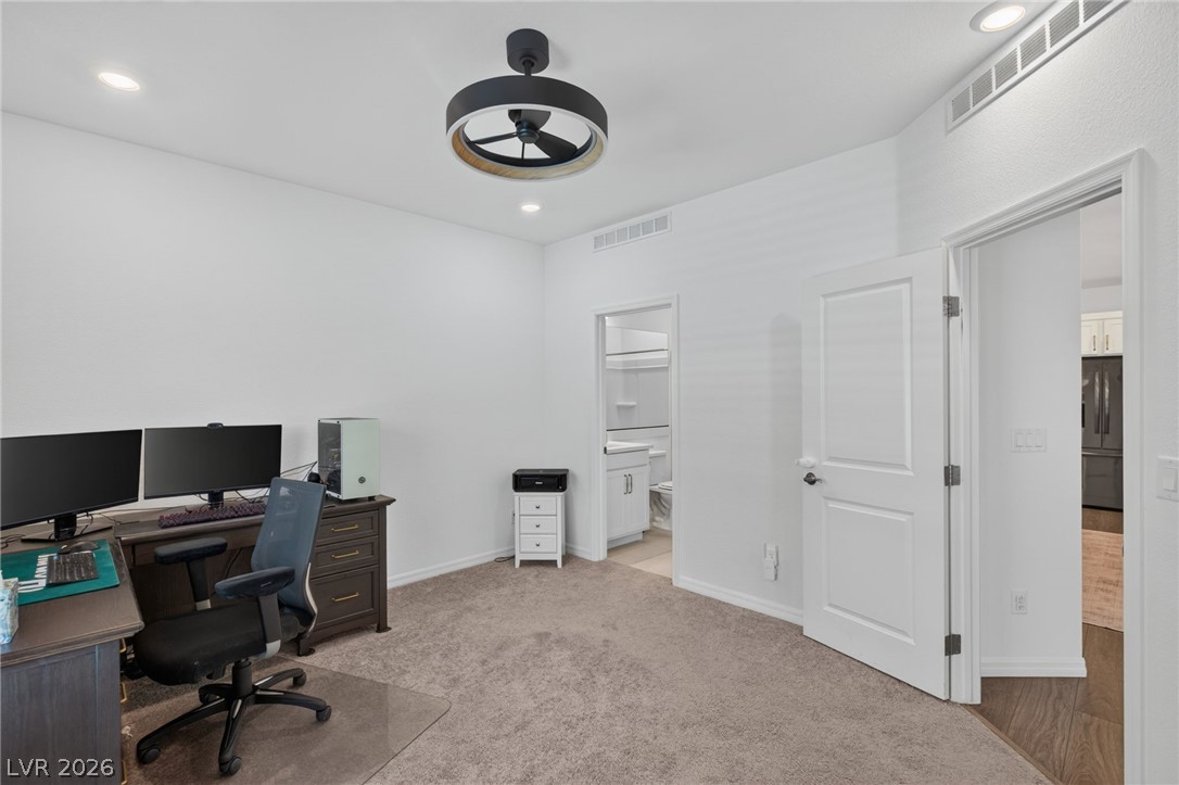 6525 Twin Brooks Avenue Las Vegas NV 89139