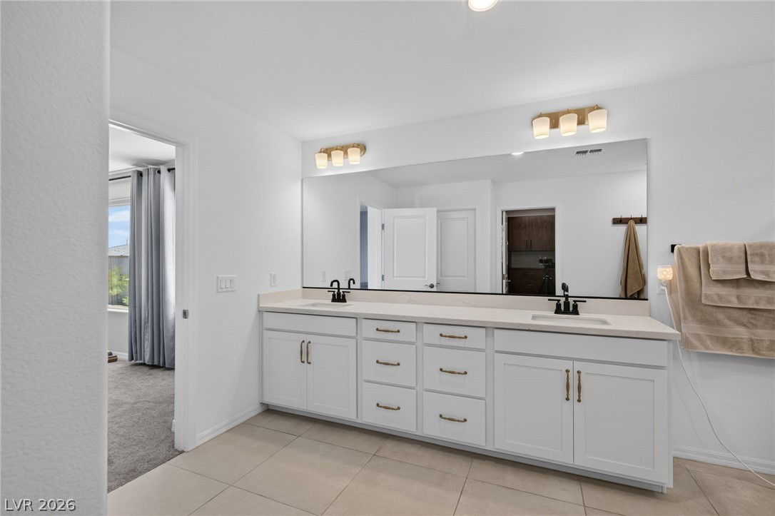 6525 Twin Brooks Avenue Las Vegas NV 89139