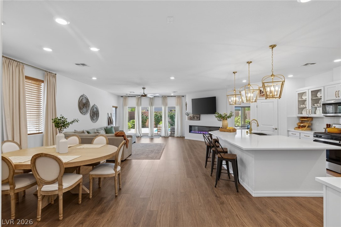 6525 Twin Brooks Avenue Las Vegas NV 89139