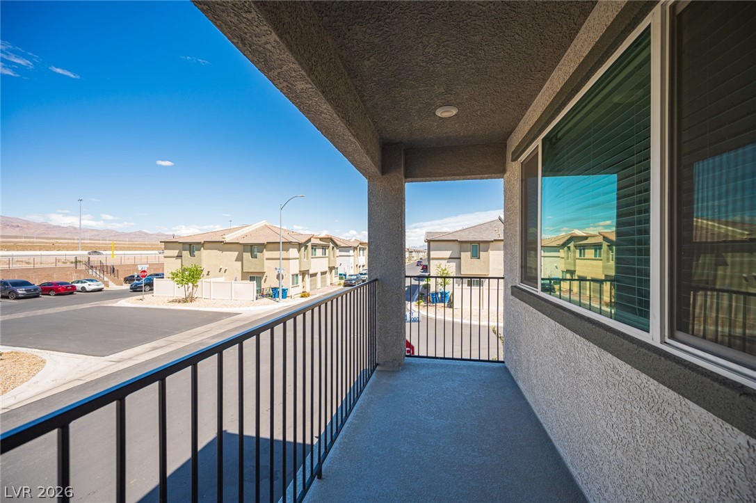2673 Champagne Gold Avenue North Las Vegas NV 89086