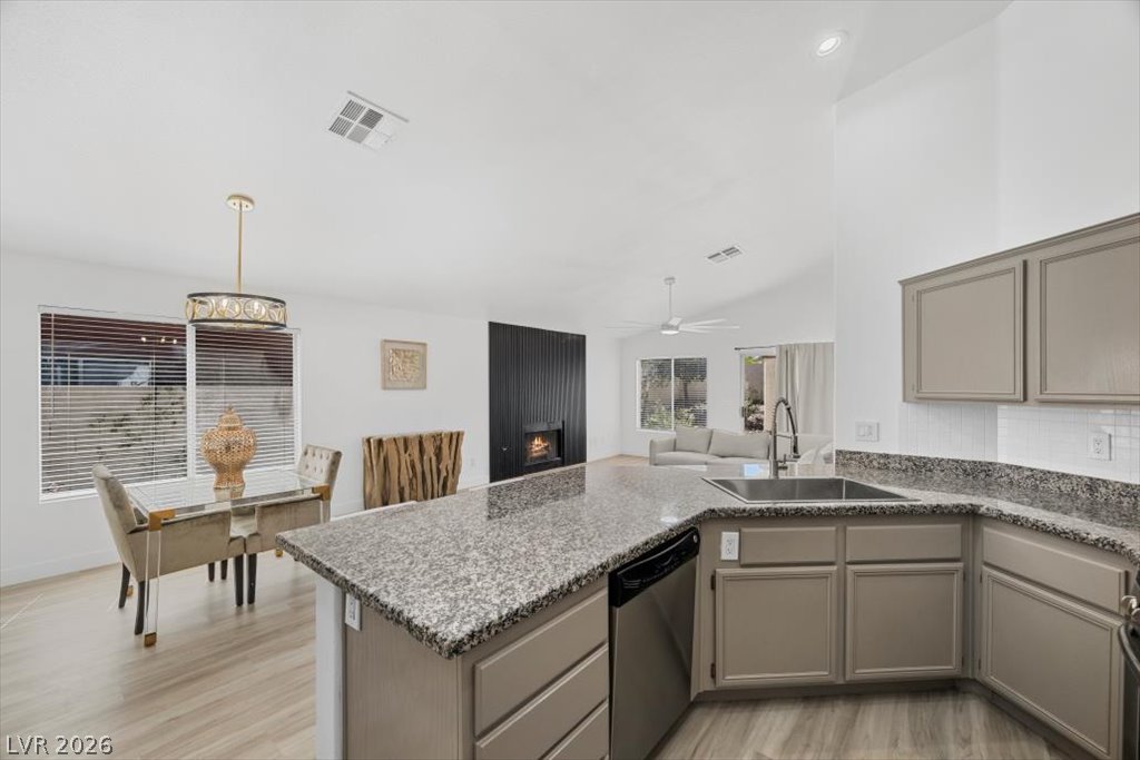 1601 Diamond Oaks Court Las Vegas NV 89117