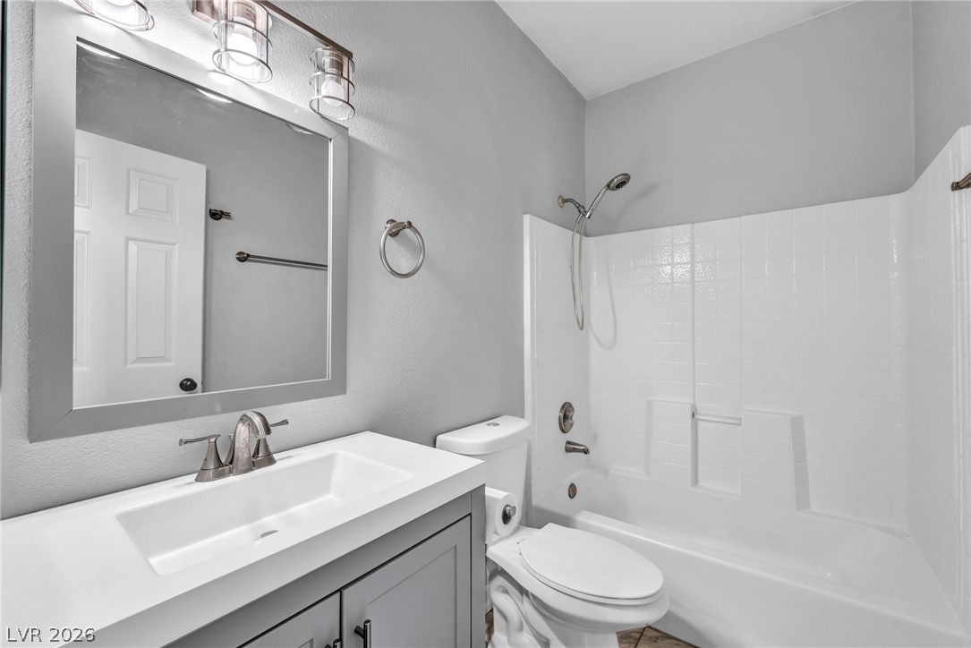 1004 Washington Oaks Street Las Vegas NV 89128