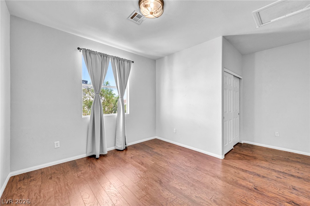 1004 Washington Oaks Street Las Vegas NV 89128